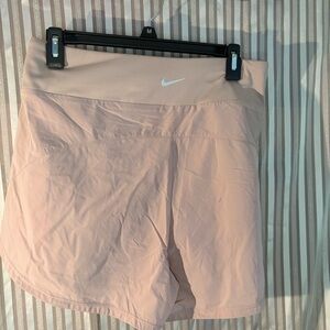Nike Women’s shorts NWT